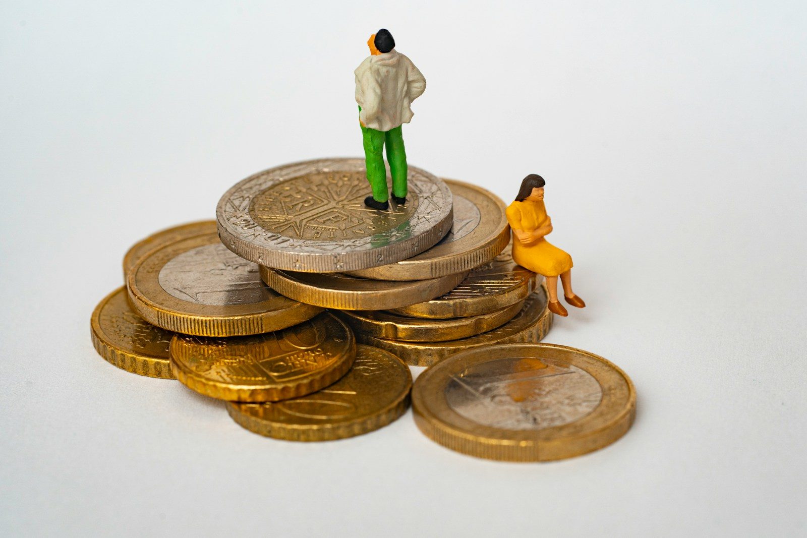 在香港第一桶金是多少錢？認識第一桶金定義、存法及常見陷阱
